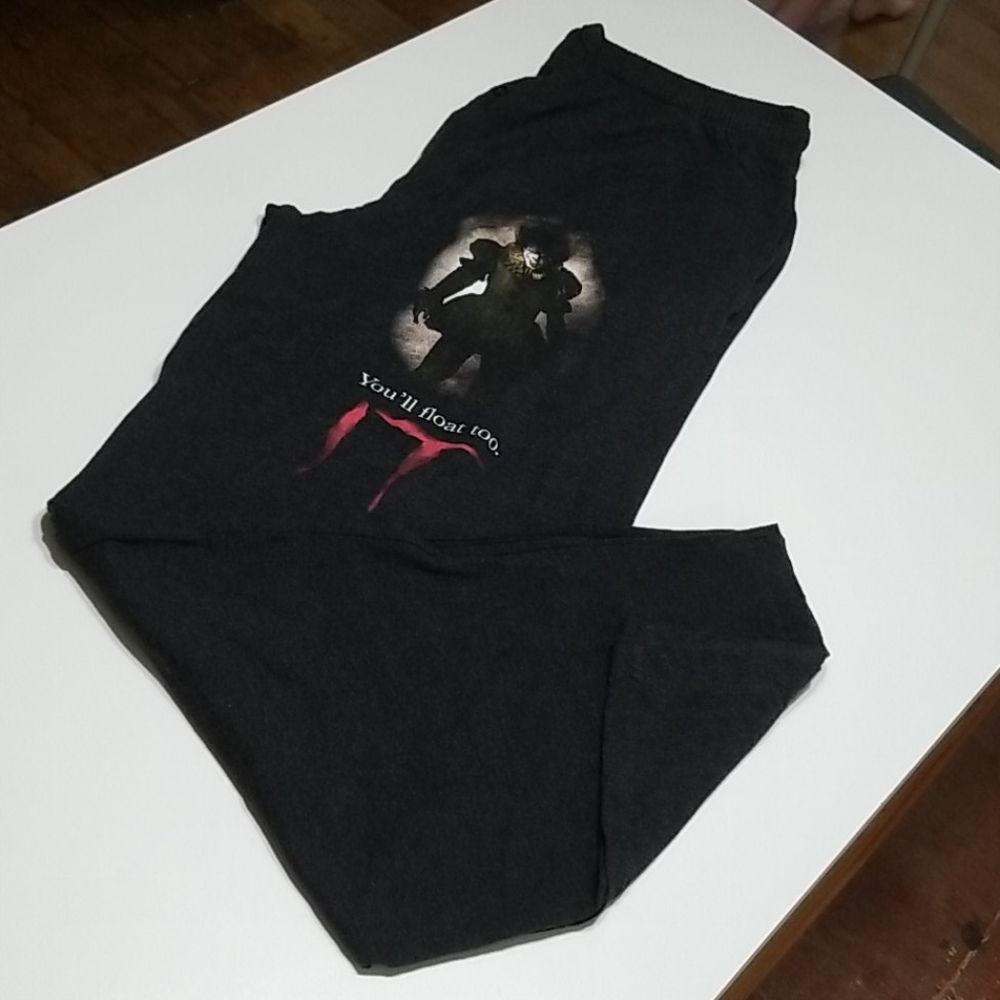 IT Pants Size xL